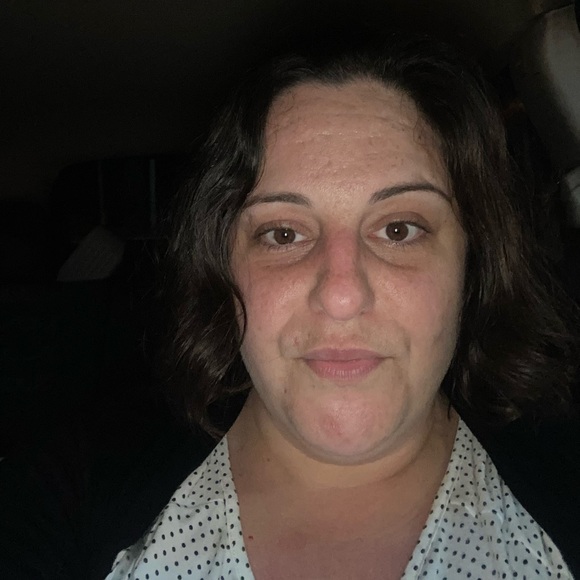 Meet your Posher, Danielle - Picture 6 of 16